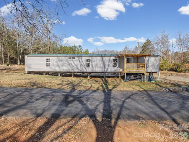 166 Fleece Lane, Mooresboro, NC 28114
