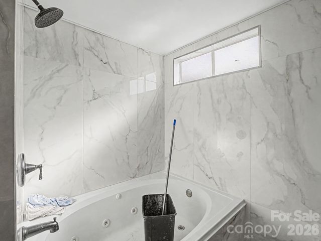 166 Fleece Lane, Mooresboro, NC 28114