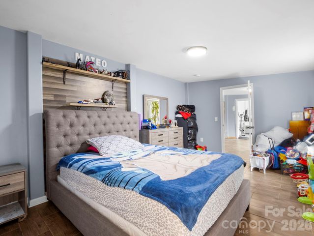 166 Fleece Lane, Mooresboro, NC 28114