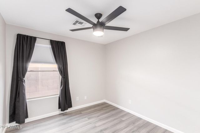 2518 W Bent Tree Drive, Phoenix, AZ 85085