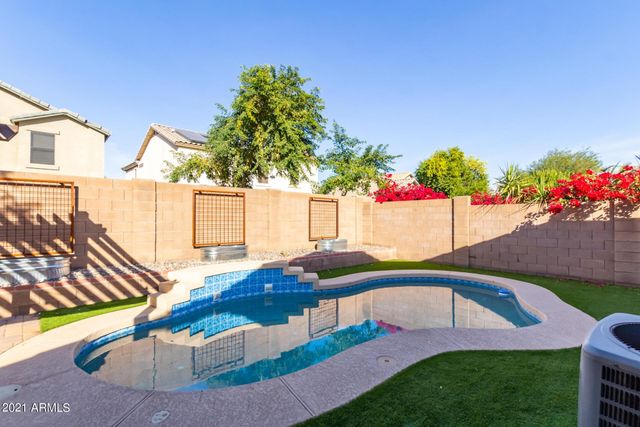 2518 W Bent Tree Drive, Phoenix, AZ 85085