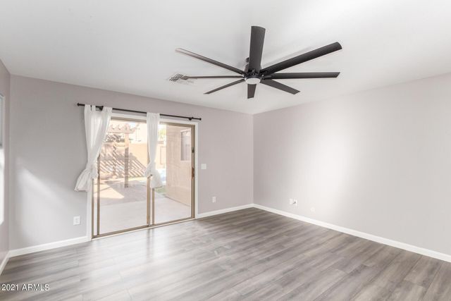 2518 W Bent Tree Drive, Phoenix, AZ 85085