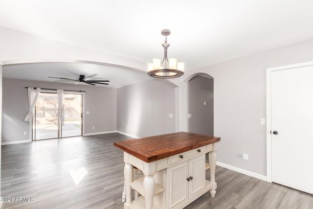 2518 W Bent Tree Drive, Phoenix, AZ 85085