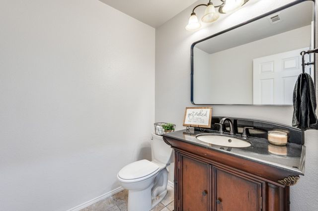 204 Pembrook Street, Lake Dallas, TX 75065