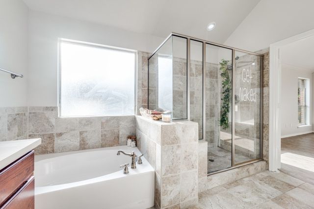 204 Pembrook Street, Lake Dallas, TX 75065