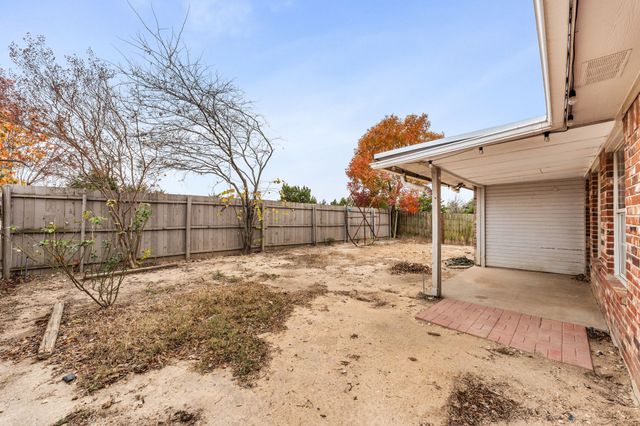 1135 Germany Drive, Cedar Hill, TX 75104