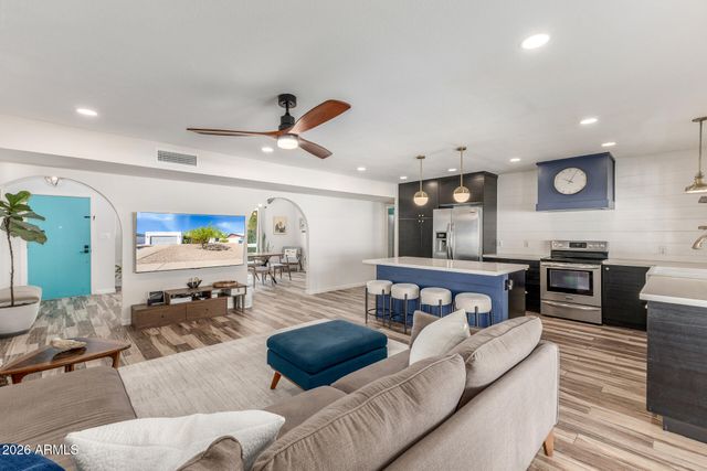 15046 N 20TH Place, Phoenix, AZ 85022