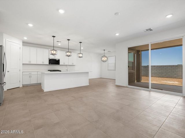 37404 W SAN ILDEFANSO Avenue, Maricopa, AZ 85138