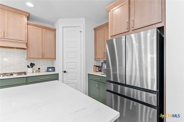 305 Reef Band Drive, Kyle, TX 78640