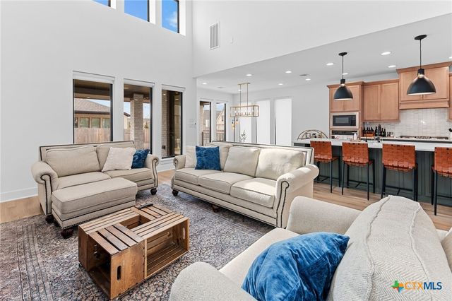 305 Reef Band Drive, Kyle, TX 78640