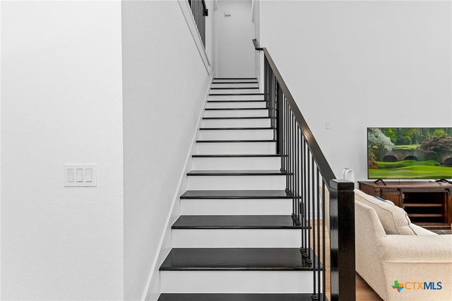 305 Reef Band Drive, Kyle, TX 78640