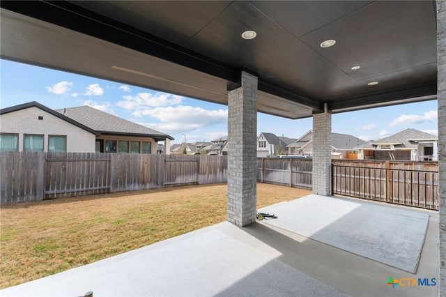 305 Reef Band Drive, Kyle, TX 78640