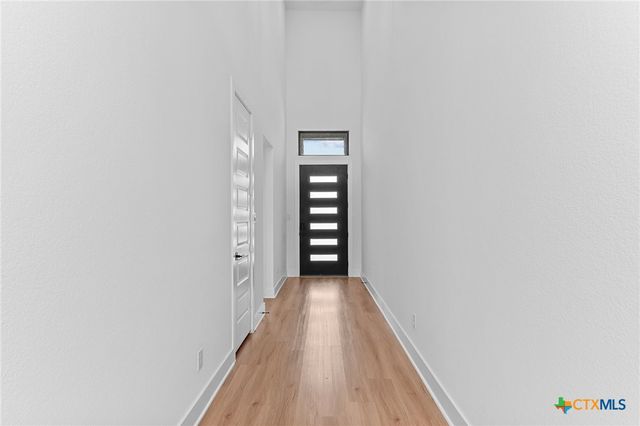 305 Reef Band Drive, Kyle, TX 78640