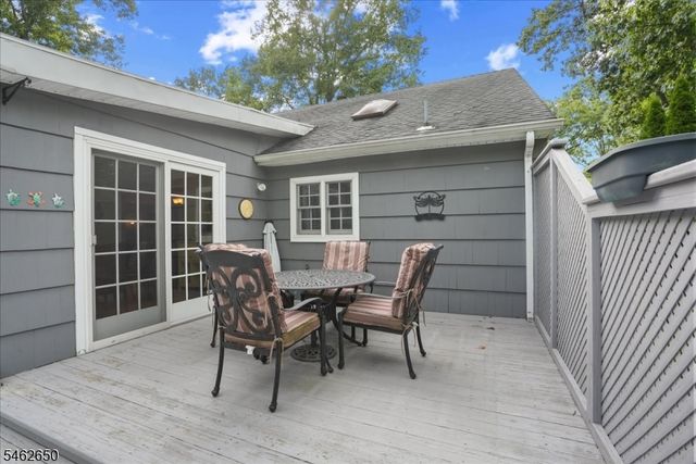 28 Underwood Rd, Montville Twp., NJ 07045