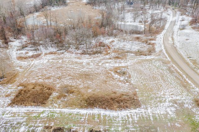 1900 Percy Lane, Highland Twp, MI 48357