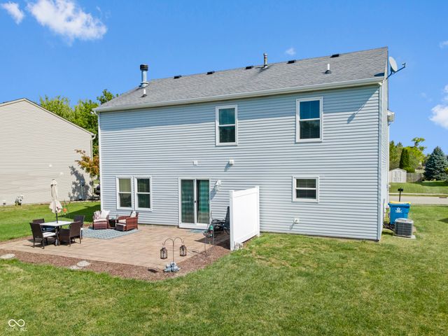 12966 Pleasant View Lane, Fishers, IN 46038