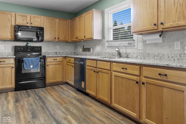 12966 Pleasant View Lane, Fishers, IN 46038