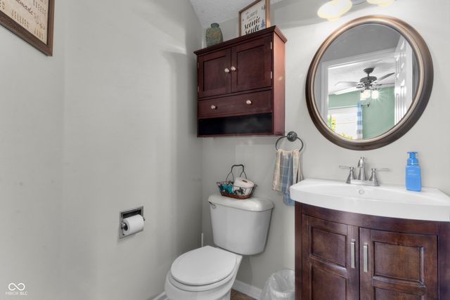 12966 Pleasant View Lane, Fishers, IN 46038