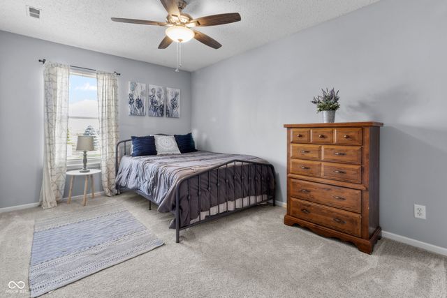 12966 Pleasant View Lane, Fishers, IN 46038