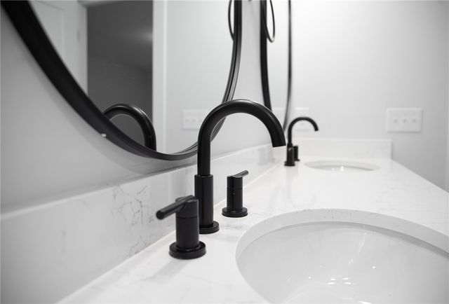 33 Recess Lane, Warwick, RI 02889