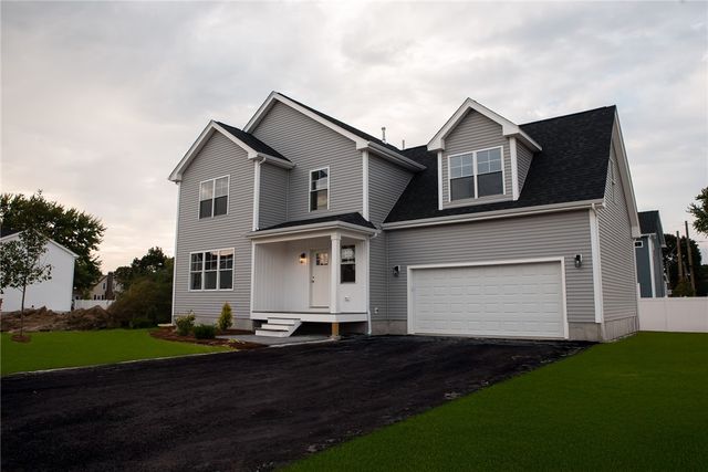 33 Recess Lane, Warwick, RI 02889