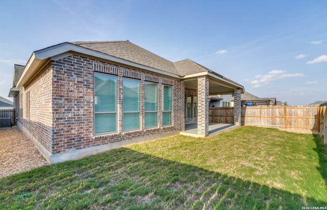 335 Alpine Lks, New Braunfels, TX 78130