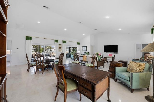 9039 SE Hawksbill Way, Hobe Sound, FL 33455