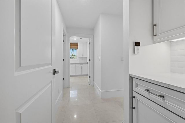 9039 SE Hawksbill Way, Hobe Sound, FL 33455