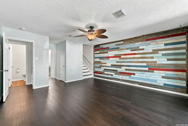 18726 N Redriver Trl, San Antonio, TX 78259