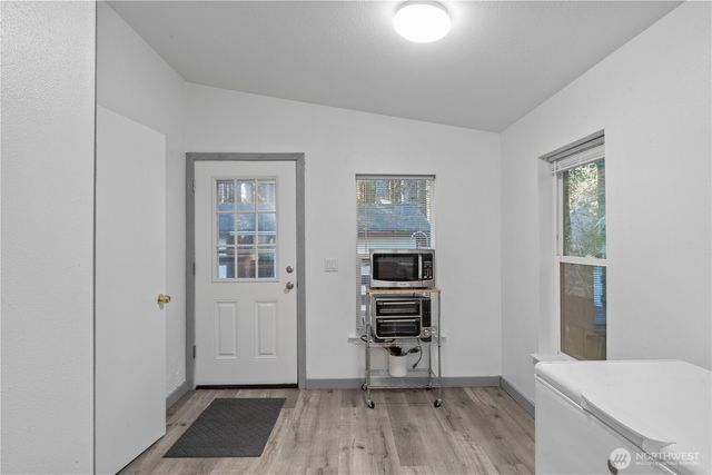 48 Robin Lane, Pacific Beach, WA 98571