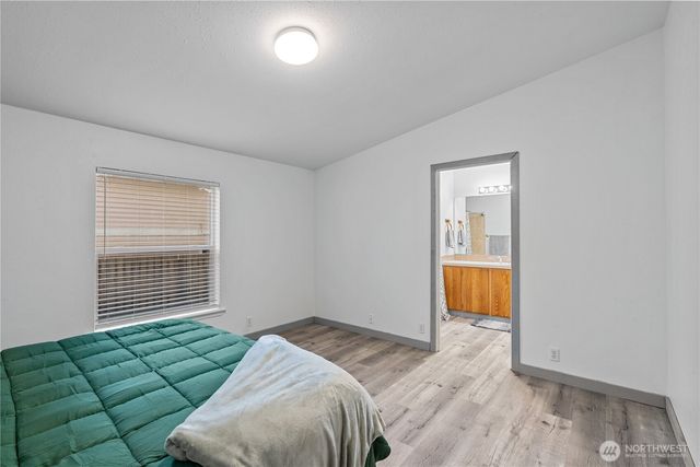 48 Robin Lane, Pacific Beach, WA 98571