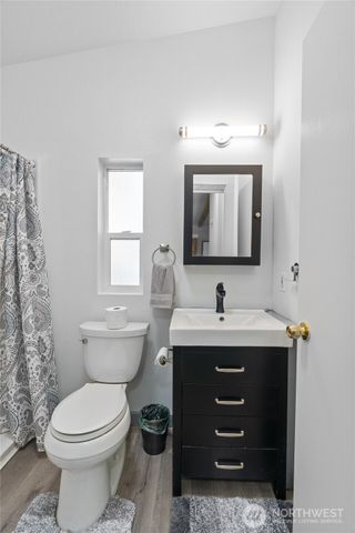 48 Robin Lane, Pacific Beach, WA 98571