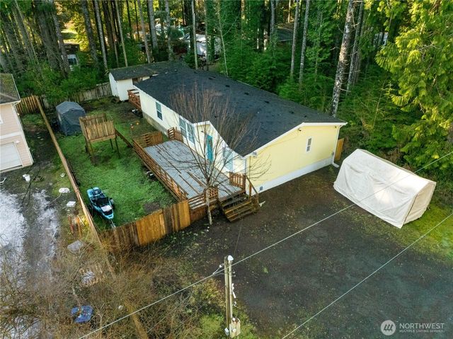 48 Robin Lane, Pacific Beach, WA 98571