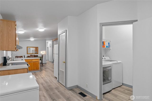 48 Robin Lane, Pacific Beach, WA 98571