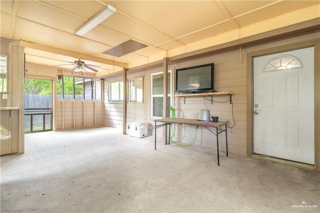 2216 Llano Grande Lane, Edinburg, TX 78542