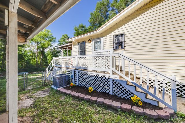 965 B Street, Crestview, FL 32536