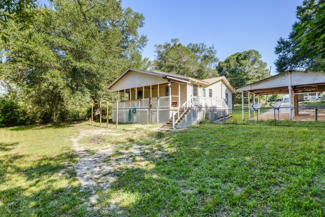 965 B Street, Crestview, FL 32536