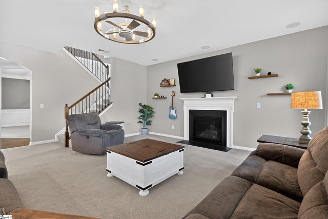 34 Barlow Court, Simpsonville, SC 29681