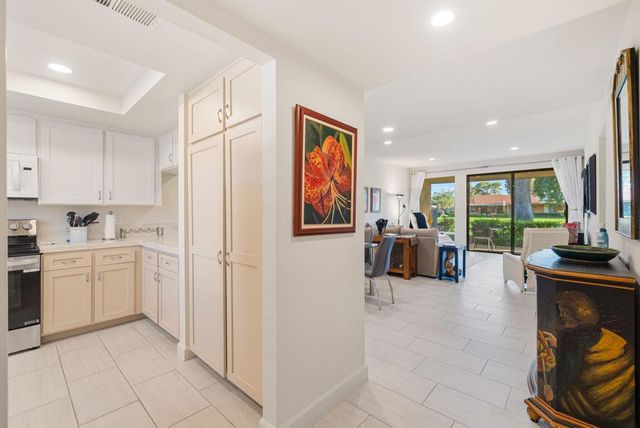 6 Palma Drive, Rancho Mirage, CA 92270