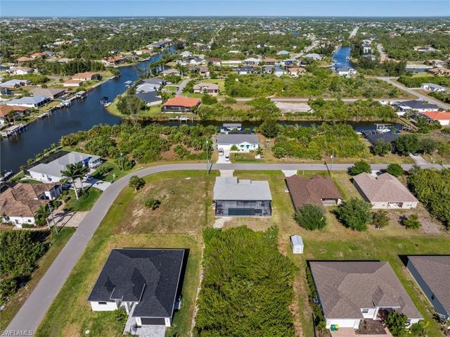 10056 Lebanon DR, Port Charlotte, FL 33981