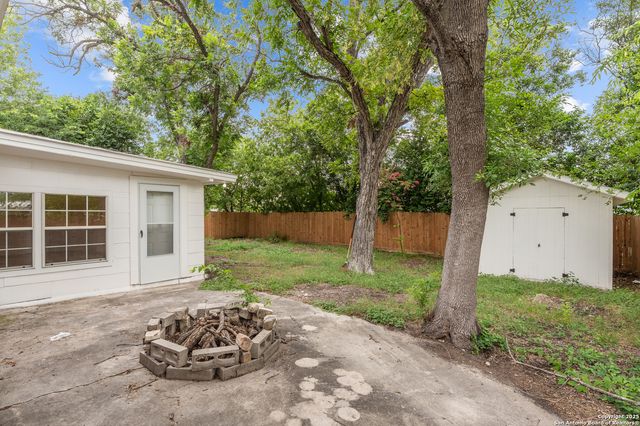147 Marlena Dr, San Antonio, TX 78213
