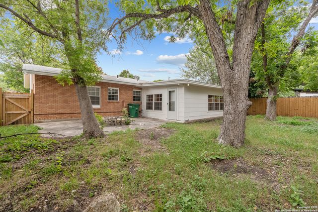 147 Marlena Dr, San Antonio, TX 78213