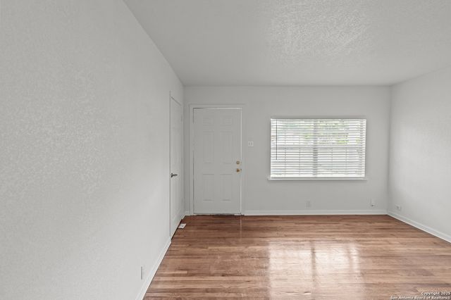 147 Marlena Dr, San Antonio, TX 78213