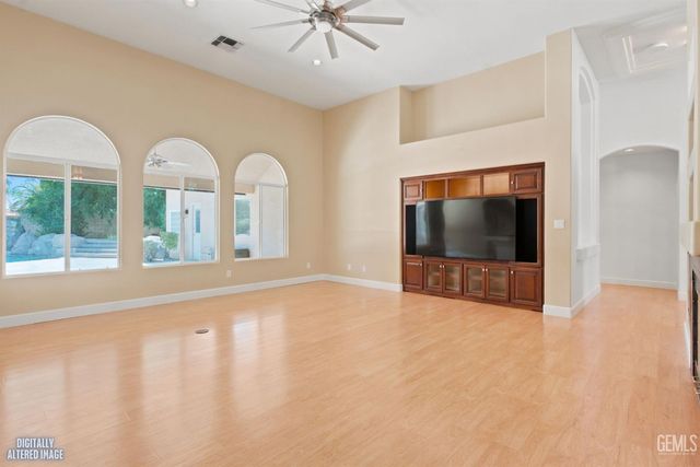 1416 Fenwick Drive, Bakersfield, CA 93312
