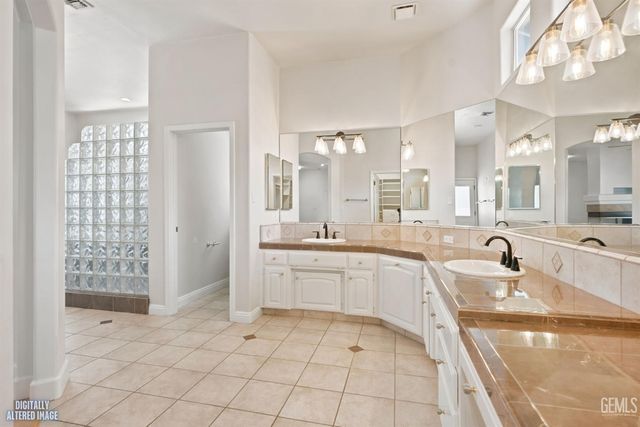 1416 Fenwick Drive, Bakersfield, CA 93312