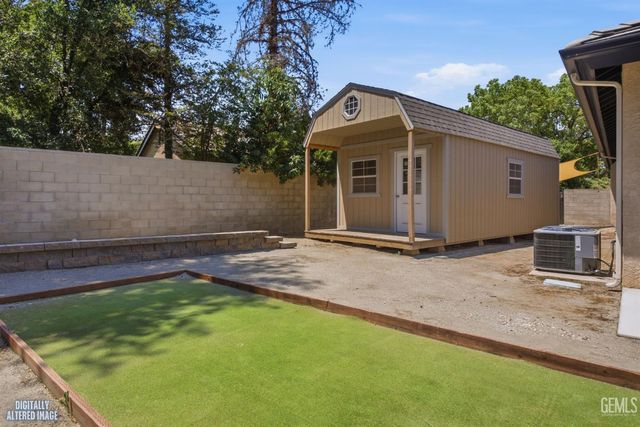 1416 Fenwick Drive, Bakersfield, CA 93312