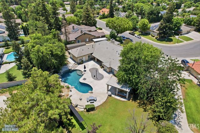 1416 Fenwick Drive, Bakersfield, CA 93312