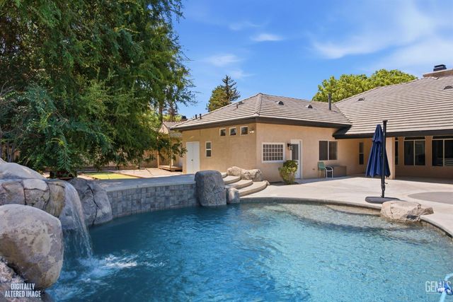1416 Fenwick Drive, Bakersfield, CA 93312