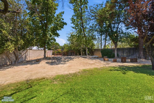 1416 Fenwick Drive, Bakersfield, CA 93312