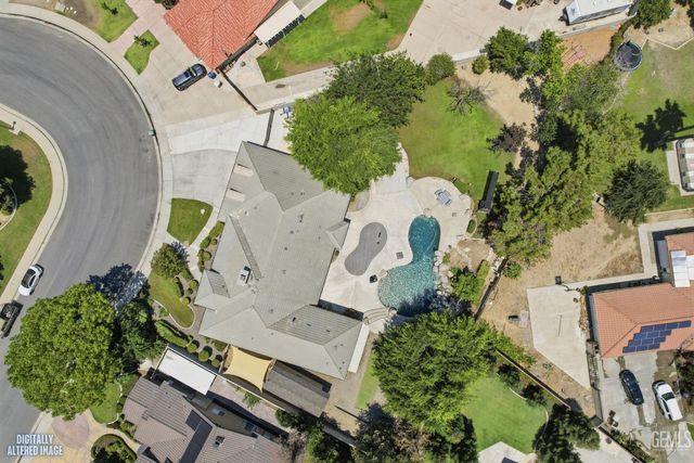 1416 Fenwick Drive, Bakersfield, CA 93312